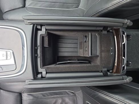 Used 2016 BMW 750i xDrive image 27