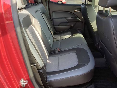 Used 2017 Chevrolet Colorado Z71 image 27