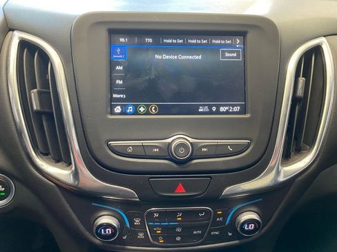 Used 2019 Chevrolet Equinox LT FWD image 11