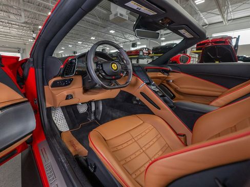 Certified 2024 Ferrari Roma Spider RWD image 22