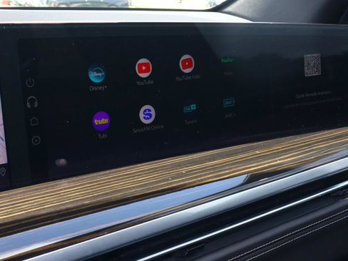Used 2026 Cadillac Escalade ESV 2WD w/ LPO, Floor Liner Package image 33
