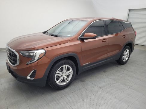 Used 2019 GMC Terrain SLE image 2