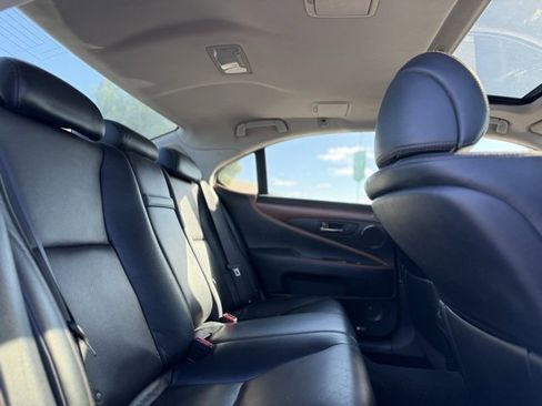 Used 2011 Lexus LS 460 image 14