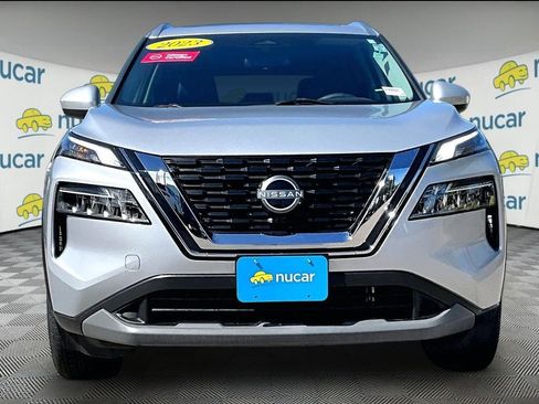 Certified 2023 Nissan Rogue SV w/ SV Premium B Package AWD/4WD image 2