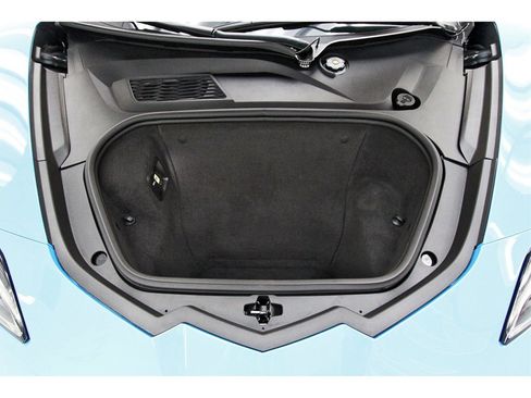 Used 2024 Chevrolet Corvette Stingray Coupe w/ Z51 Performance Package image 8