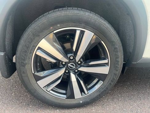 Used 2023 Nissan Rogue SL AWD/4WD image 23