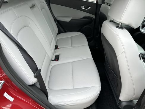 Used 2023 Hyundai Kona Limited AWD/4WD image 30