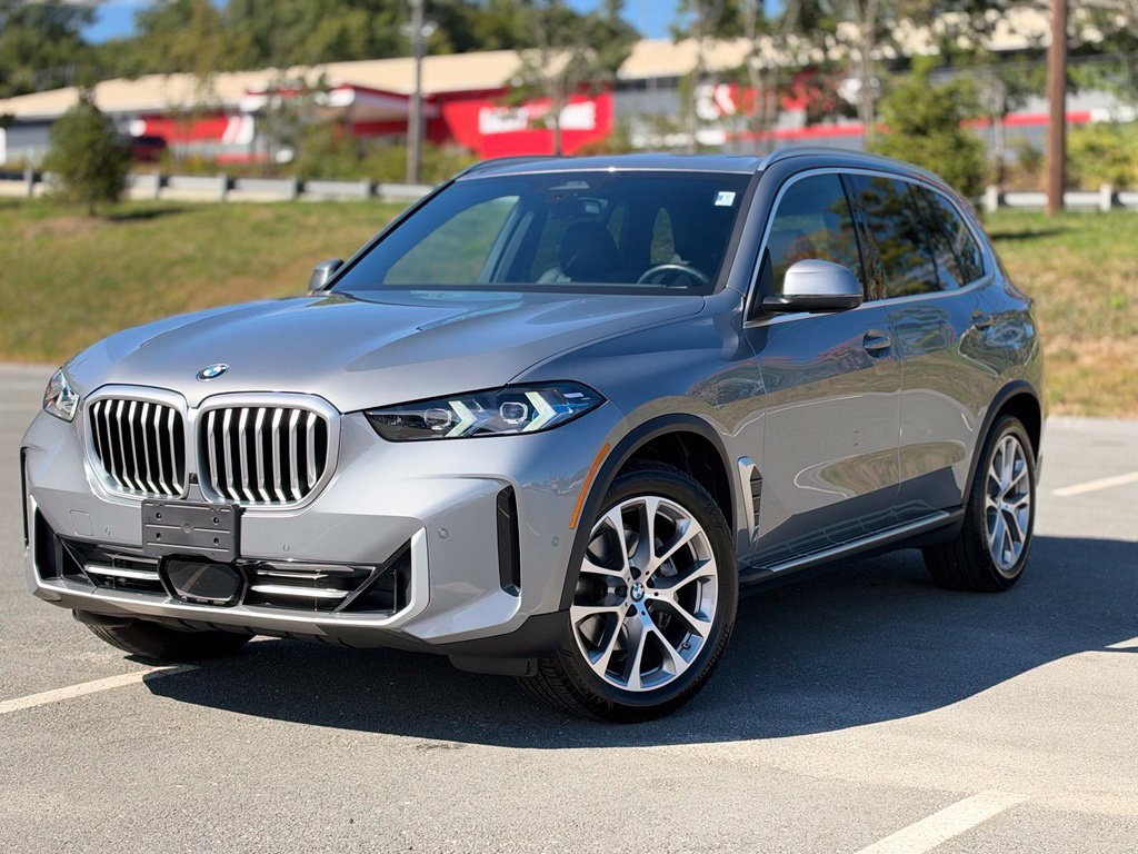 Certified 2026 BMW X5 xDrive40i AWD/4WD image 1