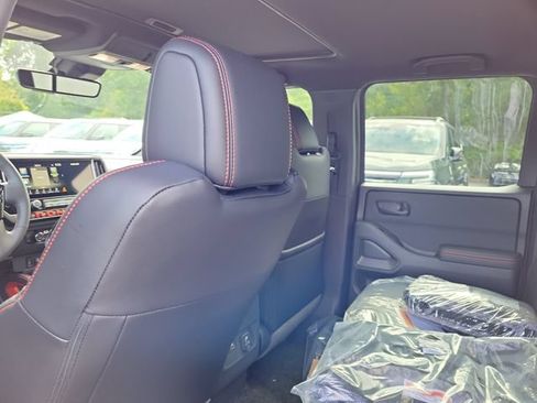 New 2026 Nissan Frontier PRO-4X w/ Pro Premium Package AWD/4WD image 10
