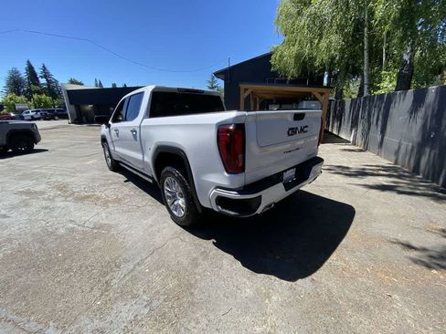 Used 2023 GMC Sierra 1500 Denali AWD/4WD image 4