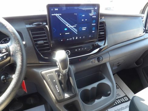 Used 2024 Ford Transit 350 XLT RWD image 22