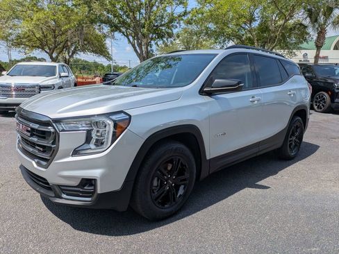 Used 2022 GMC Terrain AT4 AWD/4WD image 8