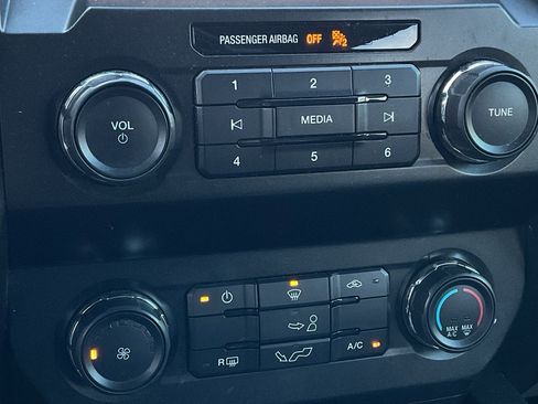 Used 2019 Ford F150 XL w/ Equipment Group 101A Mid image 33