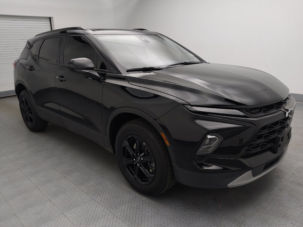 Used 2025 Chevrolet Blazer LT w/ Convenience Package FWD image 13