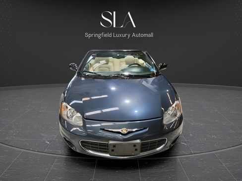 Used 2002 Chrysler Sebring Limited FWD image 3
