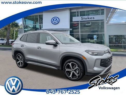 New 2026 Volkswagen Tiguan SE image 1