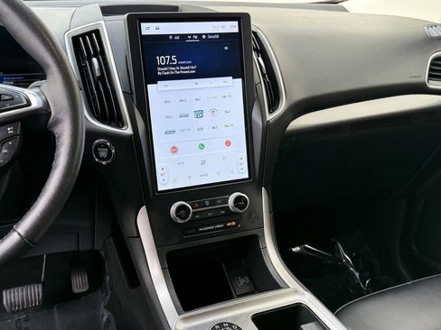 Used 2024 Ford Edge SEL image 29