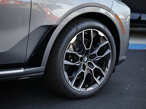 New 2026 BMW X7 xDrive40i w/ M Sport Package image 6