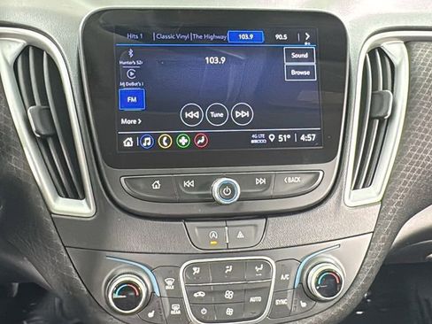 Used 2024 Chevrolet Malibu LT image 22