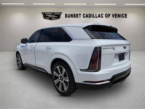 New 2025 Cadillac Escalade IQ Luxury 1 image 5