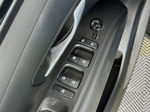 Certified 2024 Hyundai Santa Cruz SE FWD image 17