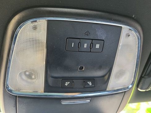Used 2017 Chrysler 300 S AWD/4WD image 23