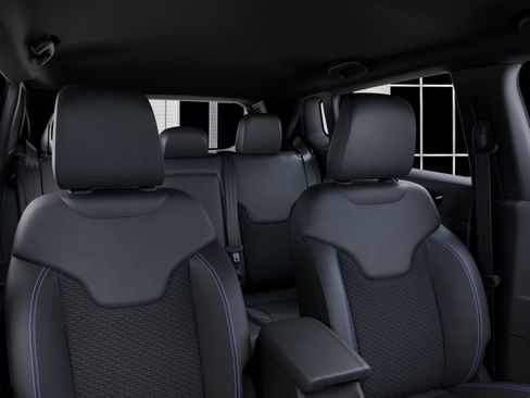 New 2026 Jeep Compass Latitude image 26