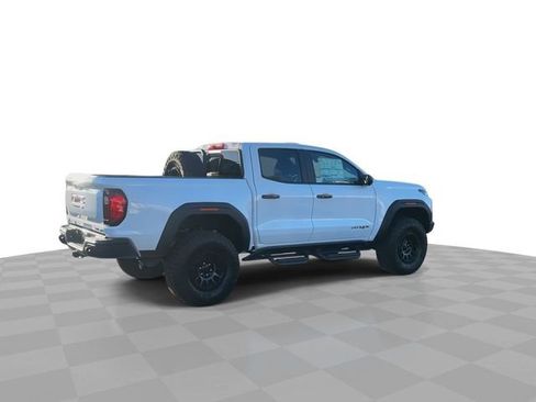 New 2026 GMC Canyon AT4X w/ AT4X AEV Edition AWD/4WD image 8