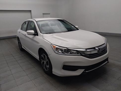 Used 2017 Honda Accord LX image 13