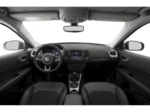 Used 2018 Jeep Compass Latitude w/ Safe & Security Group AWD/4WD image 8