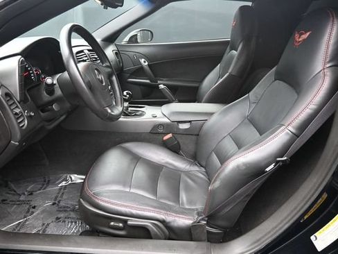 Used 2006 Chevrolet Corvette Coupe RWD image 12