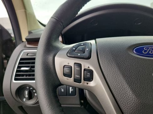 Used 2019 Ford Flex Limited image 23