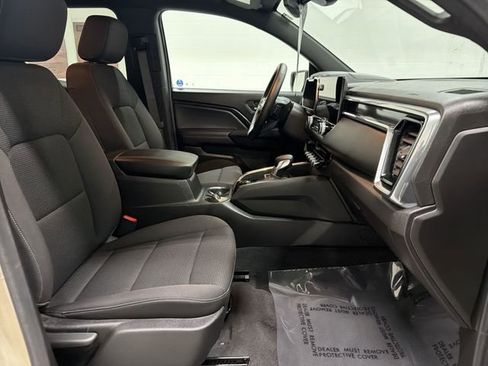 Certified 2024 GMC Canyon Elevation w/ Convenience Package image 18