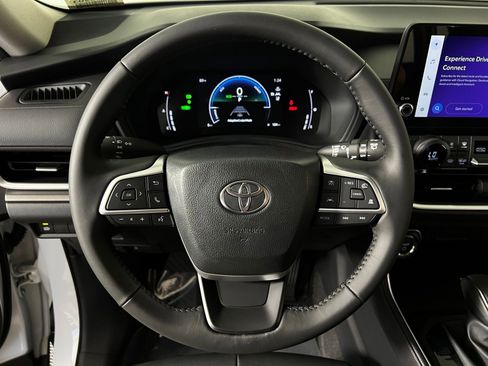 Used 2026 Toyota Grand Highlander XLE FWD image 15
