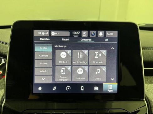 Used 2025 Jeep Compass Latitude w/ Sun & Sound Group AWD/4WD image 42
