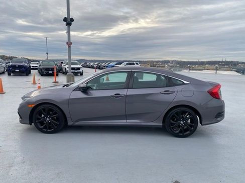 Used 2019 Honda Civic Sport image 5