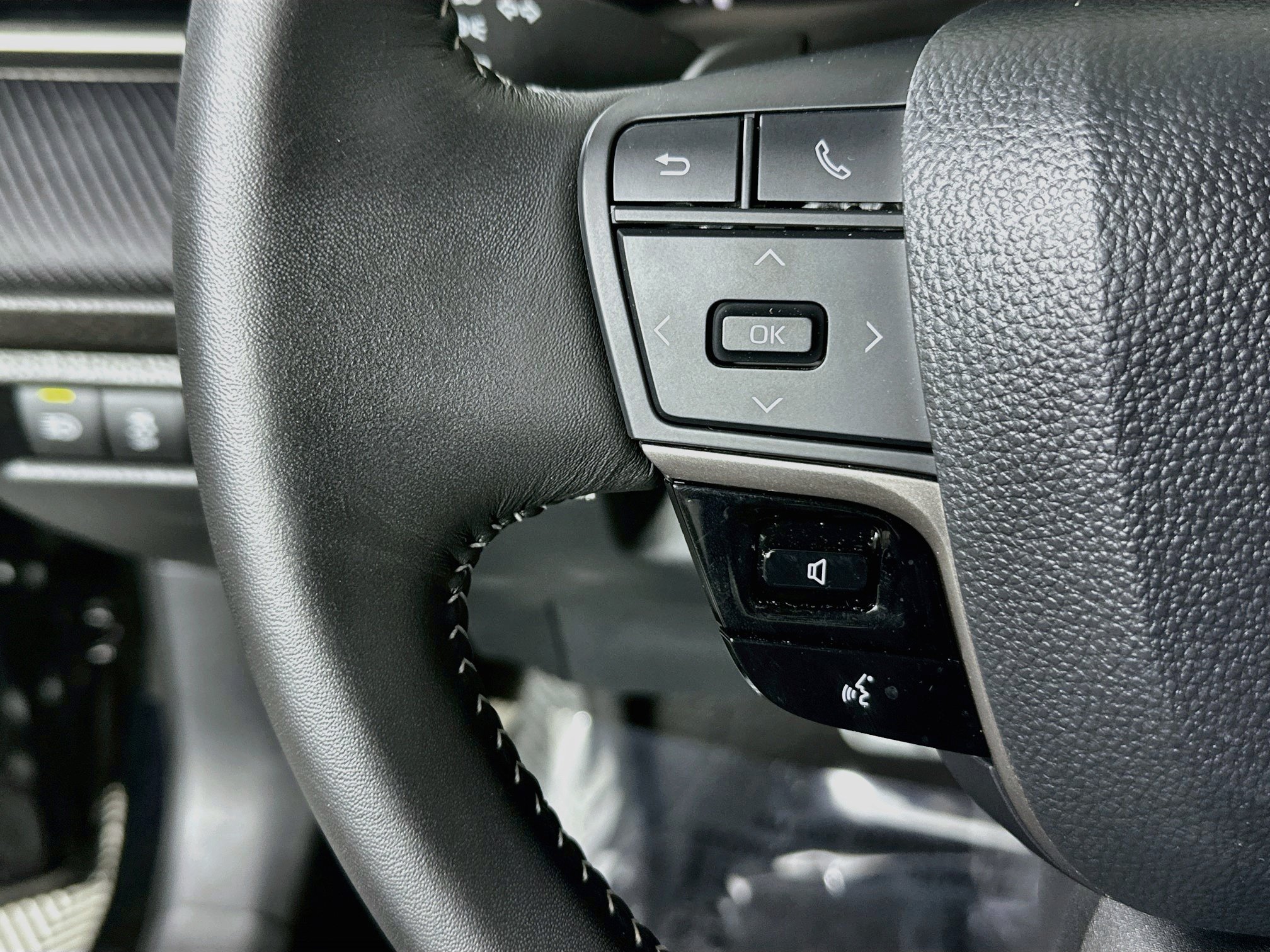 Certified 2026 Toyota Camry SE FWD image 16