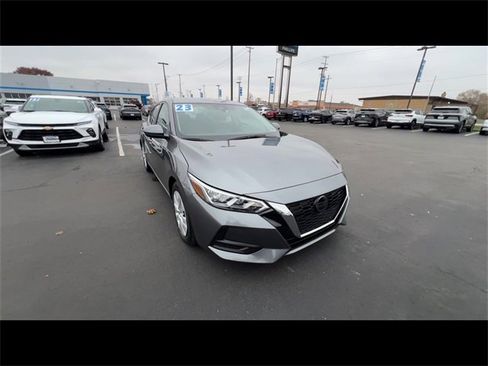 Used 2023 Nissan Sentra S image 2