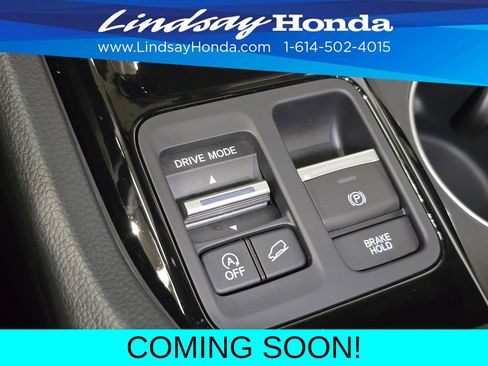Used 2025 Honda Pilot Touring image 16