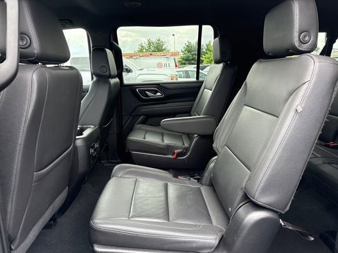 Used 2022 Chevrolet Suburban Z71 w/ Z71 Off-Road Package image 32