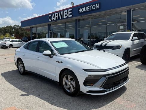 Used 2025 Hyundai Sonata SE FWD image 1