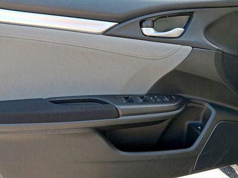 Used 2021 Honda Civic EX image 12