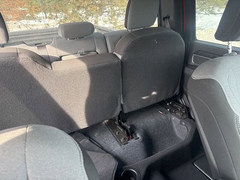 Used 2024 RAM 2500 Big Horn w/ Bed Utility Group image 47