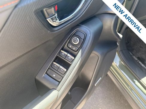 Used 2025 Subaru Crosstrek 2.5i Limited w/ Crosstrek Mirror Package AWD/4WD image 18