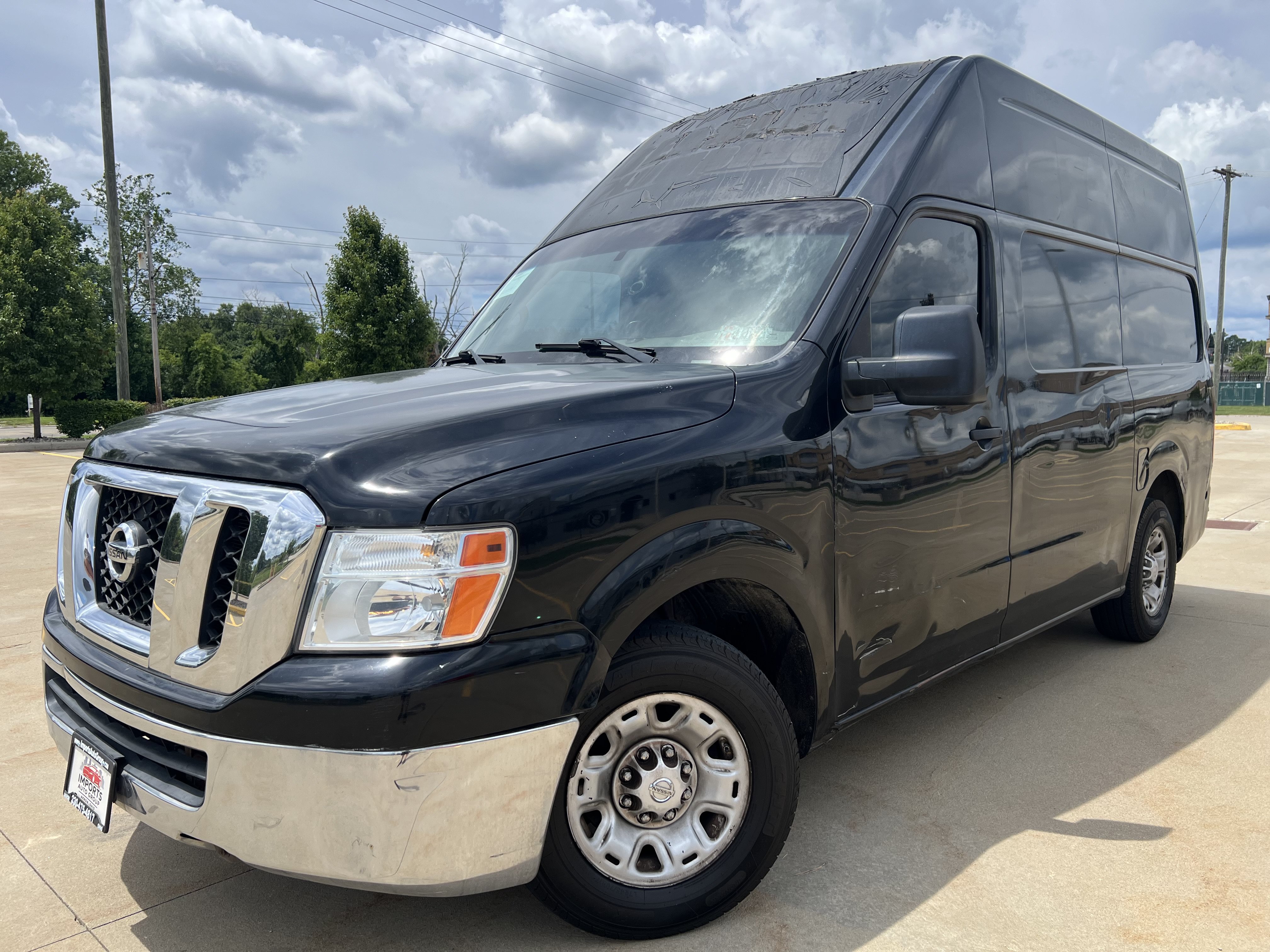 Used 2013 Nissan NV 2500 SV w/ Technology Pkg RWD image 1