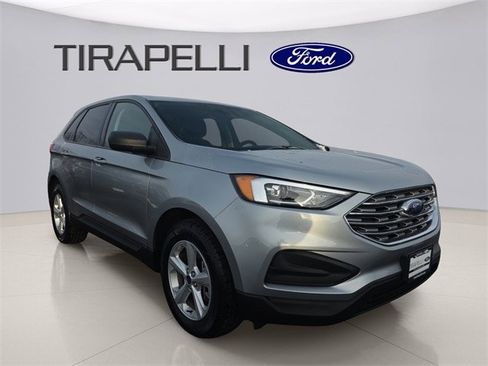 Certified 2022 Ford Edge SE image 13