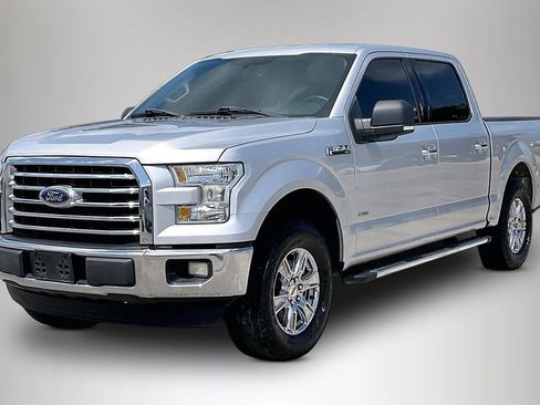 Used 2016 Ford F150 XLT w/ Equipment Group 302A Luxury RWD image 2
