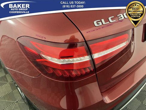 Used 2019 Mercedes-Benz GLC 300 4MATIC image 35