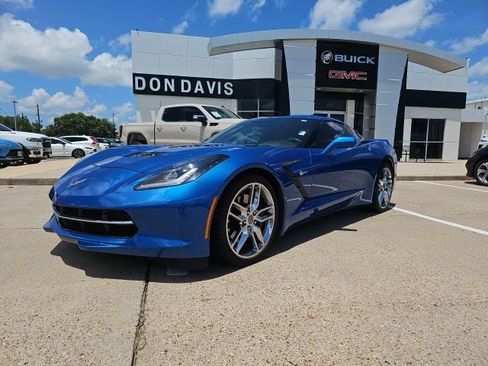 Used 2016 Chevrolet Corvette Stingray Coupe w/ 2LT Preferred Equipment Group RWD image 1