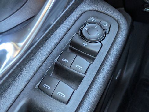 Used 2019 GMC Terrain Denali w/ LPO, Floor Liner Package image 31